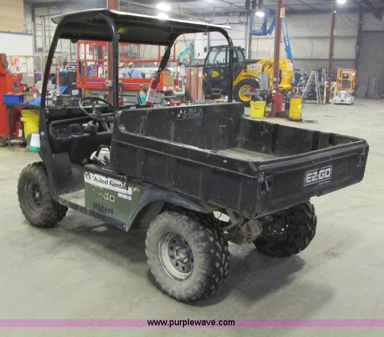 image for item AJ9240 2008 Ez-go ST utility vehicle