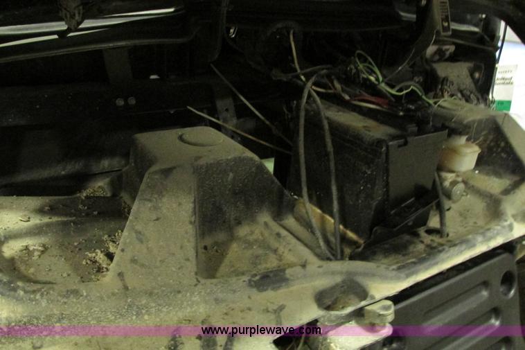 image for item AJ9240 2008 Ez-go ST utility vehicle