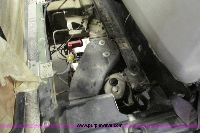 image for item AJ9240 2008 Ez-go ST utility vehicle