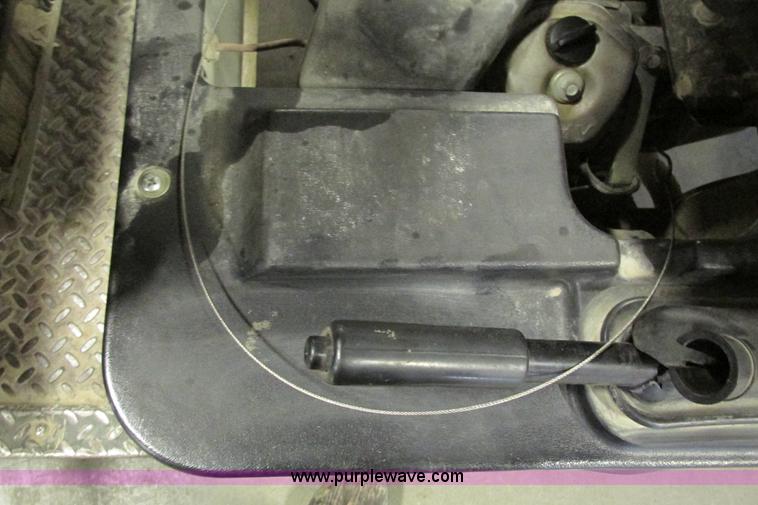 image for item AJ9240 2008 Ez-go ST utility vehicle