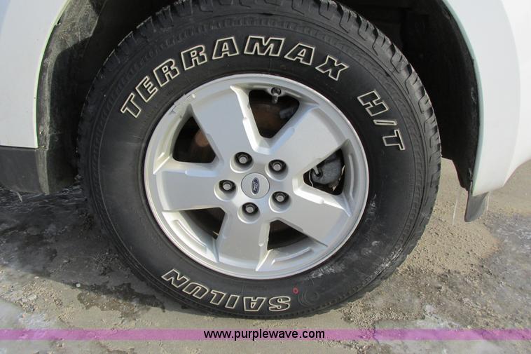 image for item AJ9242 2009 Ford Escape XLT SUV