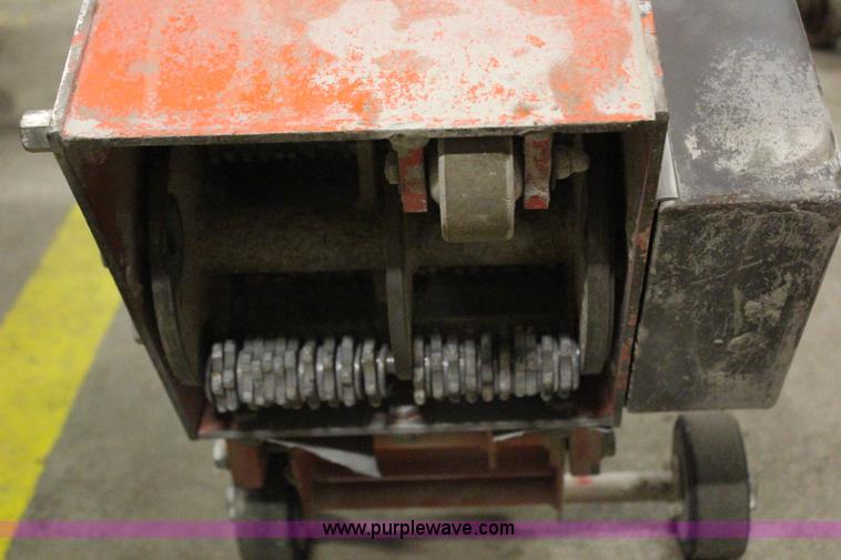 image for item AM9436 2011 Husqvarna CG200 concrete planer