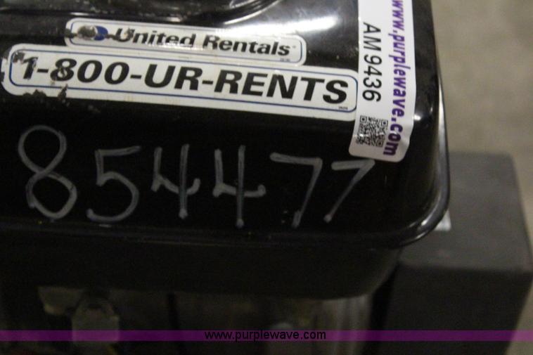 image for item AM9436 2011 Husqvarna CG200 concrete planer