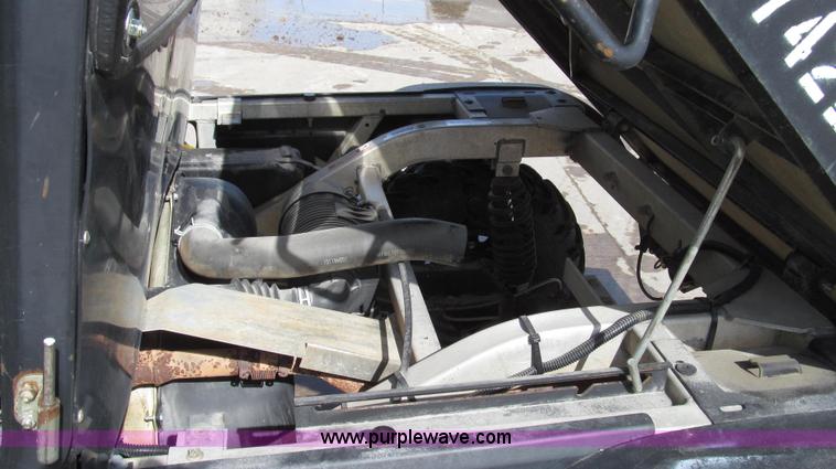 image for item G2298 2008 Club Car XRT1550 IntelliTrak utility vehicle