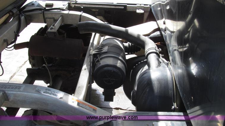 image for item G2298 2008 Club Car XRT1550 IntelliTrak utility vehicle