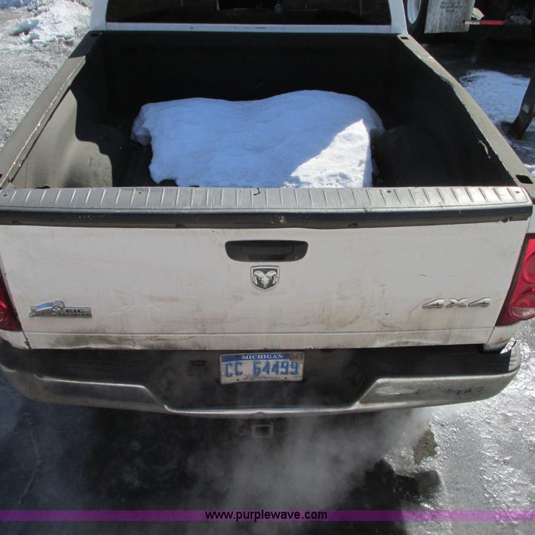 image for item G9165 2008 Dodge Ram 1500 Quad Cab pickup truck