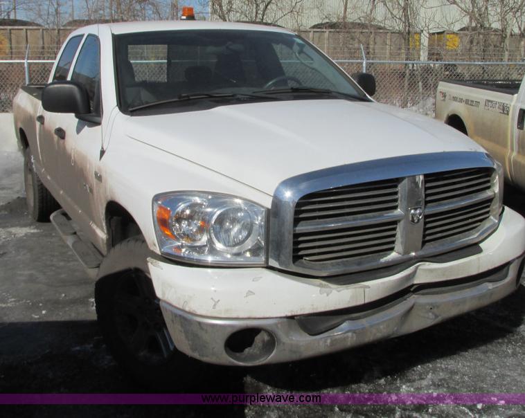 image for item G9165 2008 Dodge Ram 1500 Quad Cab pickup truck