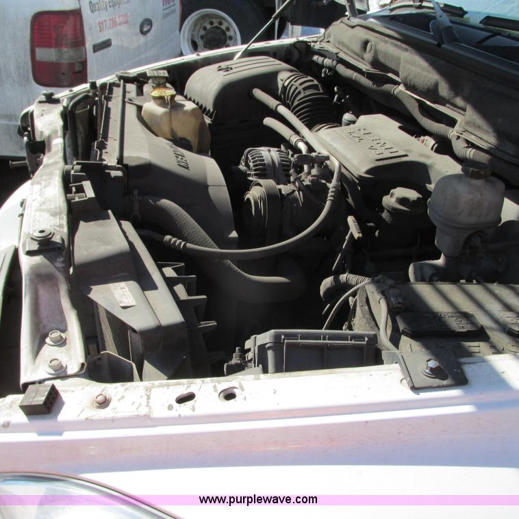 image for item G9165 2008 Dodge Ram 1500 Quad Cab pickup truck