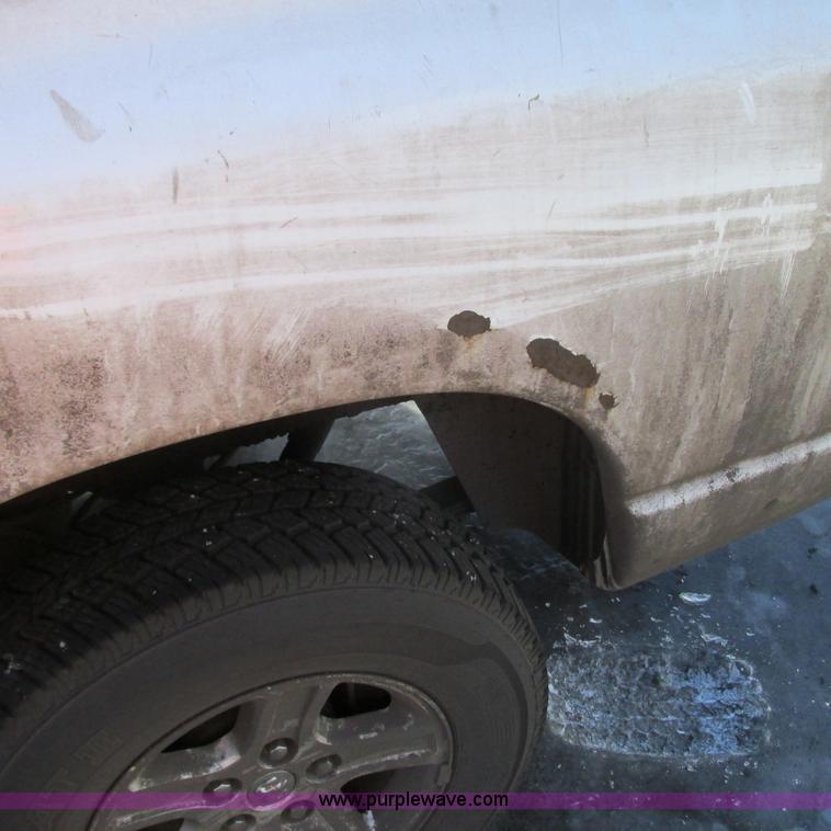 image for item G9165 2008 Dodge Ram 1500 Quad Cab pickup truck