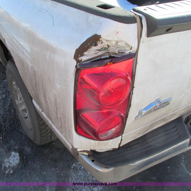 image for item G9165 2008 Dodge Ram 1500 Quad Cab pickup truck