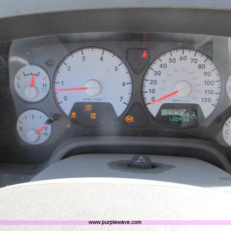 image for item G9165 2008 Dodge Ram 1500 Quad Cab pickup truck