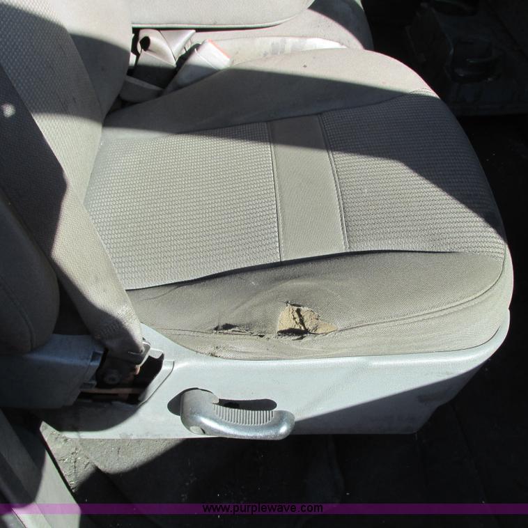 image for item G9165 2008 Dodge Ram 1500 Quad Cab pickup truck