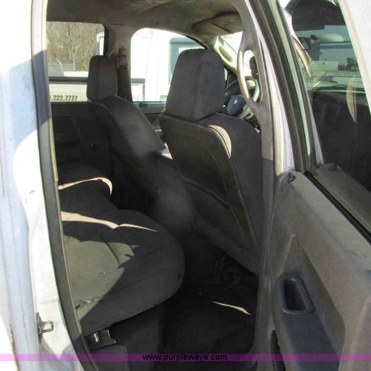 image for item G9165 2008 Dodge Ram 1500 Quad Cab pickup truck