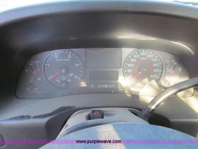 image for item G9523 2007 Ford F550 service truck