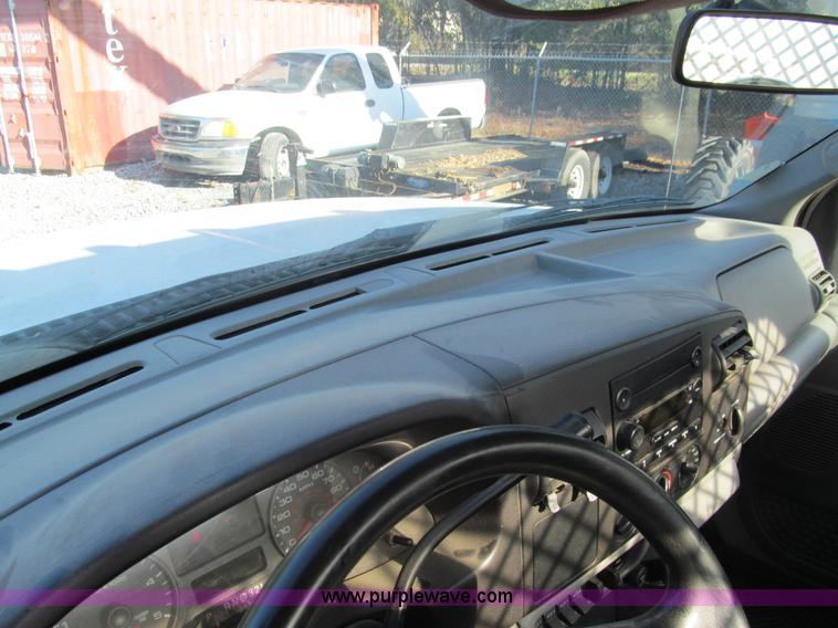 image for item G9523 2007 Ford F550 service truck
