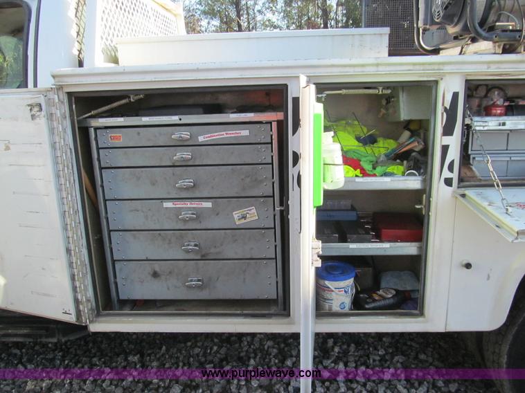 image for item G9523 2007 Ford F550 service truck