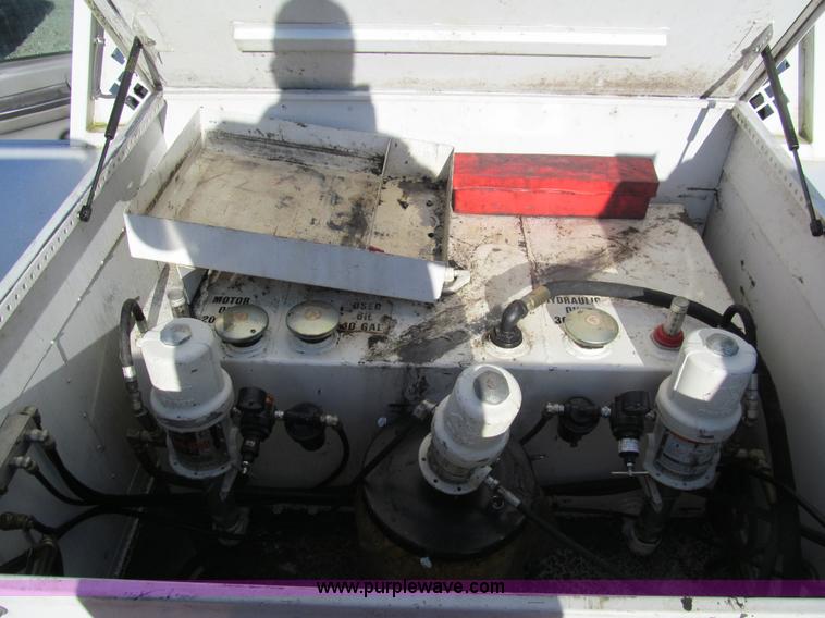 image for item G9523 2007 Ford F550 service truck