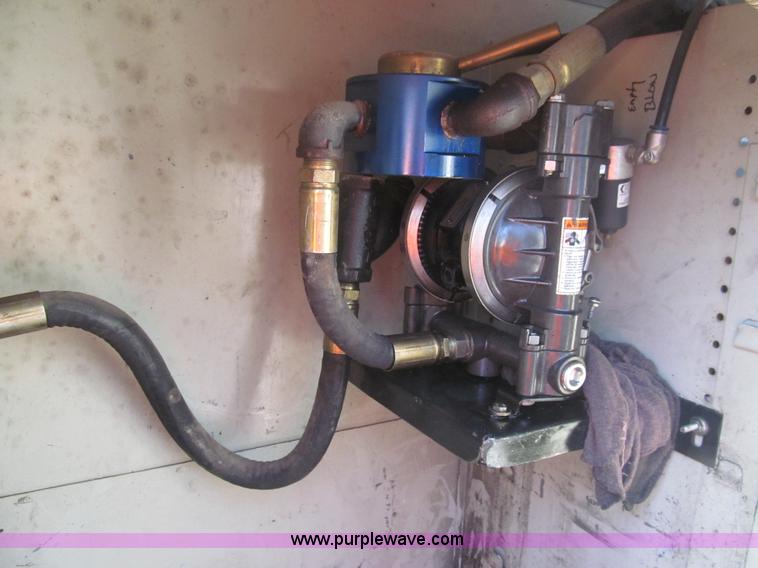 image for item G9523 2007 Ford F550 service truck