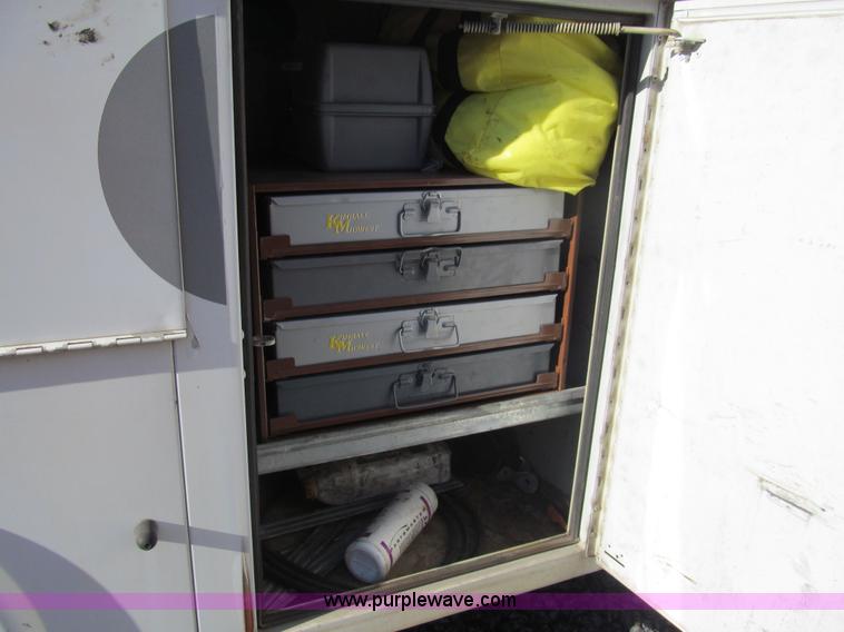 image for item G9523 2007 Ford F550 service truck