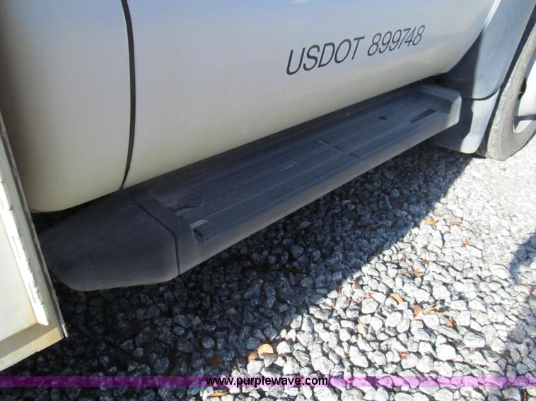 image for item G9523 2007 Ford F550 service truck