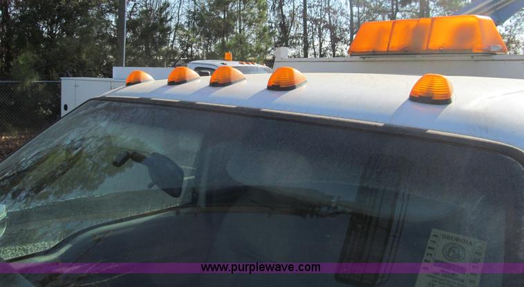 image for item G9523 2007 Ford F550 service truck