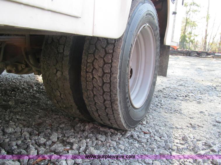 image for item G9523 2007 Ford F550 service truck