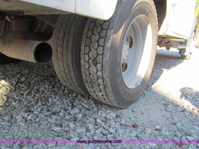 image for item G9523 2007 Ford F550 service truck