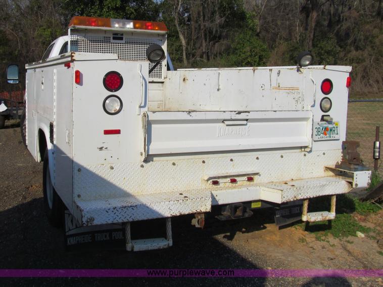 image for item G9524 2005 Ford F350 Super Duty XL utility truck