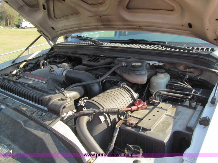 image for item G9524 2005 Ford F350 Super Duty XL utility truck