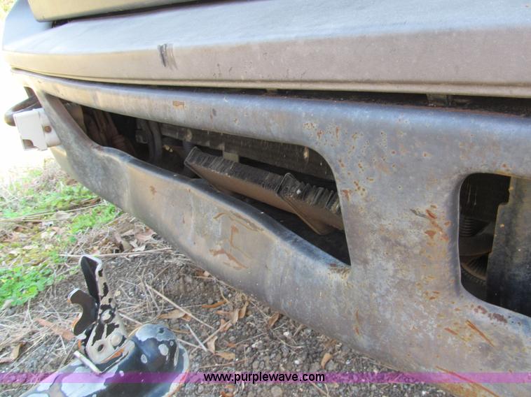 image for item G9524 2005 Ford F350 Super Duty XL utility truck