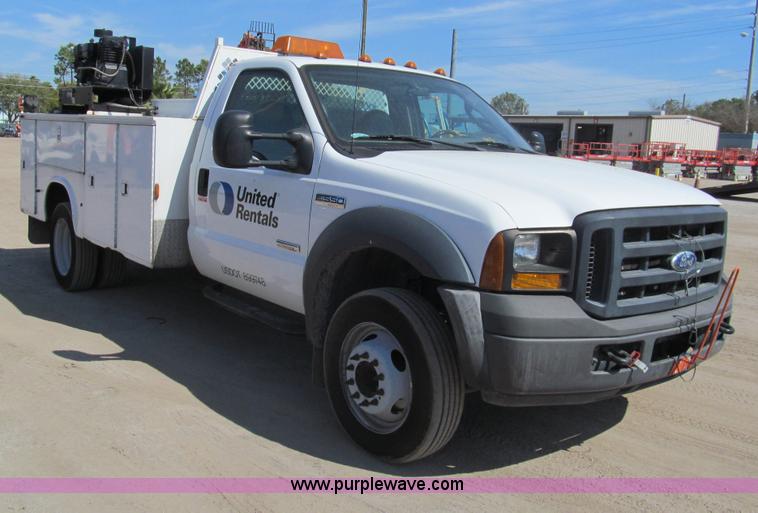 image for item G9525 2006 Ford F550 Super Duty XL service truck