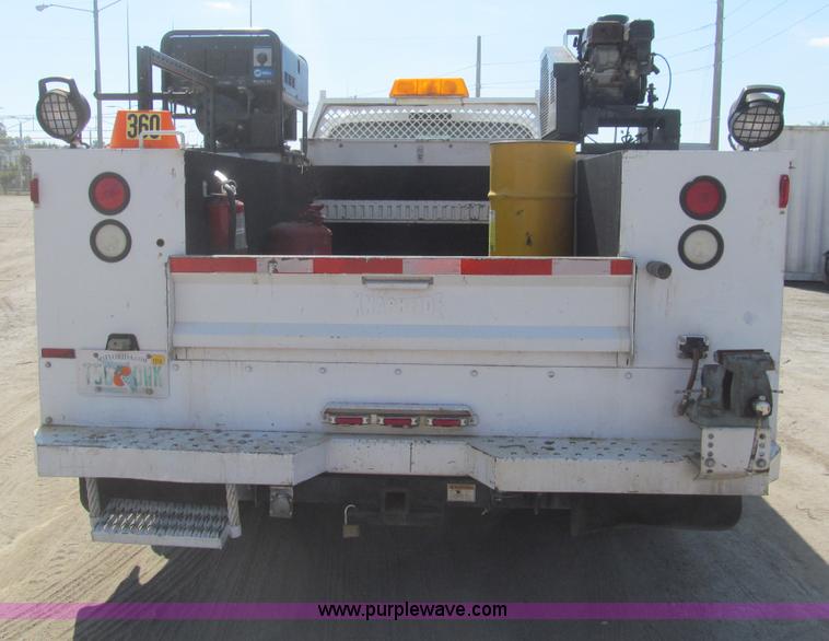 image for item G9525 2006 Ford F550 Super Duty XL service truck