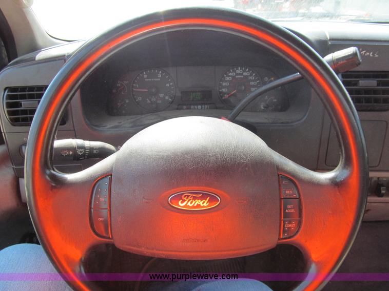 image for item G9525 2006 Ford F550 Super Duty XL service truck
