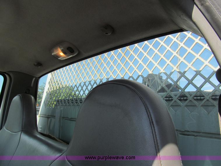 image for item G9525 2006 Ford F550 Super Duty XL service truck