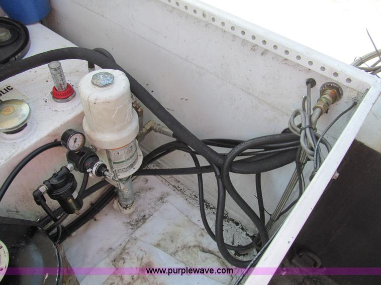 image for item G9525 2006 Ford F550 Super Duty XL service truck