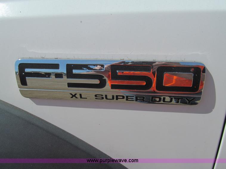 image for item G9525 2006 Ford F550 Super Duty XL service truck