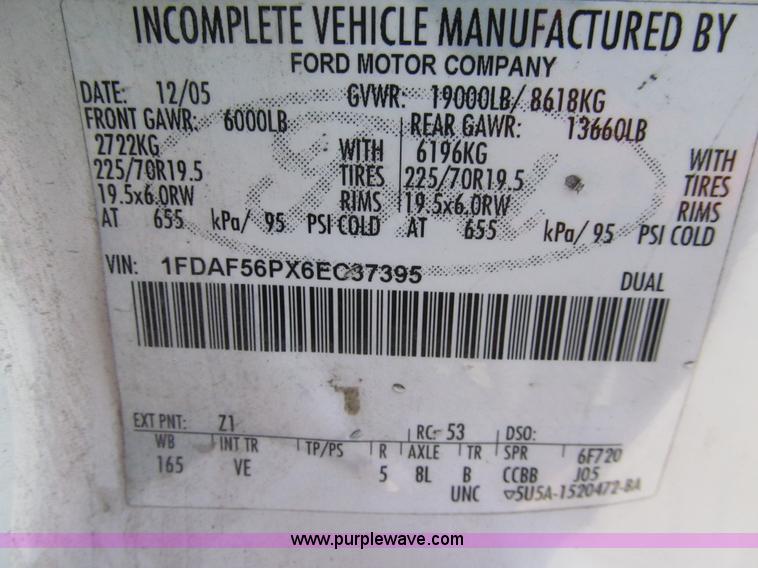 image for item G9525 2006 Ford F550 Super Duty XL service truck