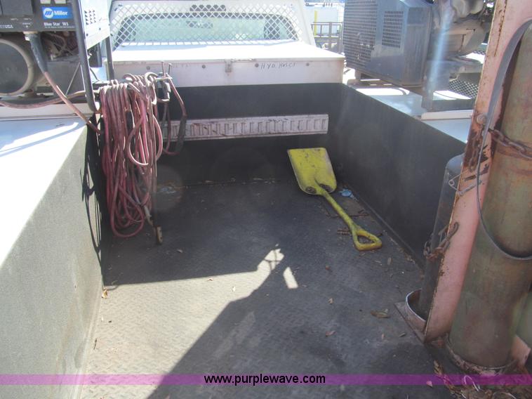 image for item G9526 2006 Ford F550 Super Duty XL service truck