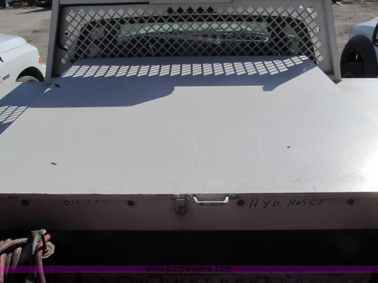 image for item G9526 2006 Ford F550 Super Duty XL service truck