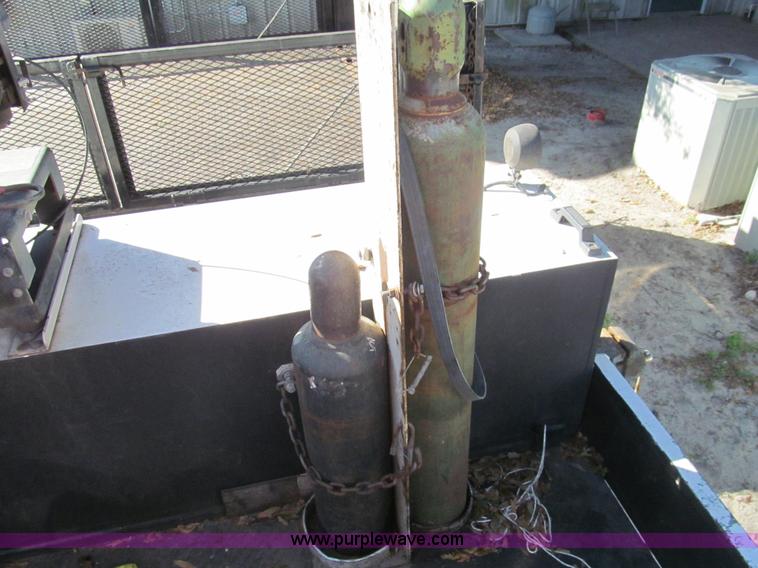 image for item G9526 2006 Ford F550 Super Duty XL service truck