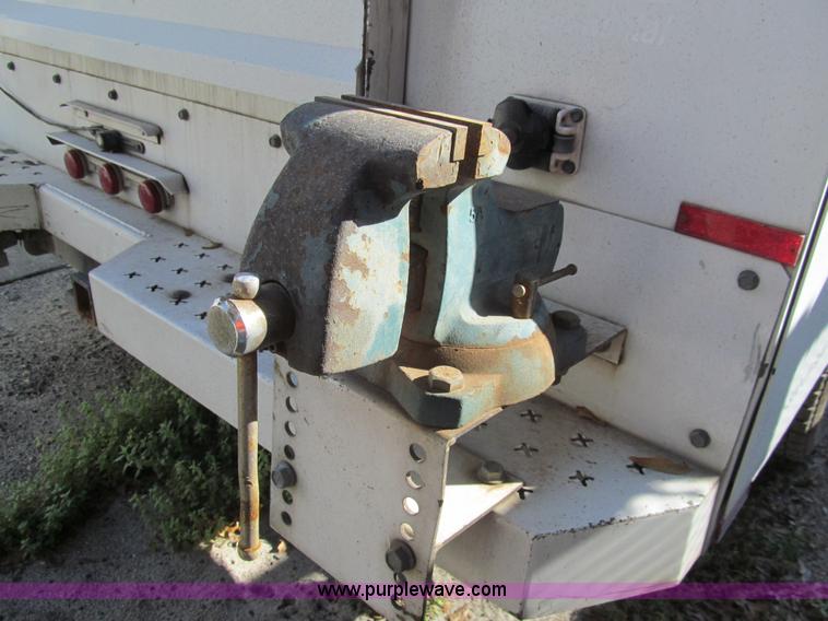 image for item G9526 2006 Ford F550 Super Duty XL service truck