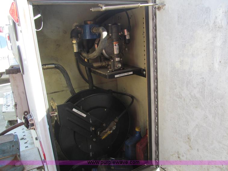 image for item G9526 2006 Ford F550 Super Duty XL service truck