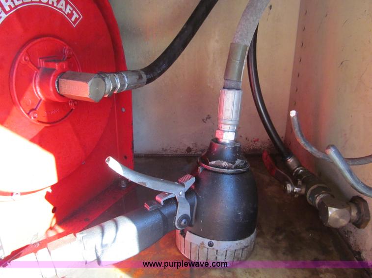 image for item G9526 2006 Ford F550 Super Duty XL service truck