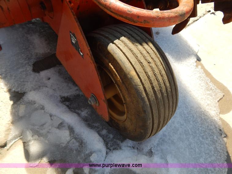 image for item I1142 2007 Ditch Witch 1330H walk-behind trencher