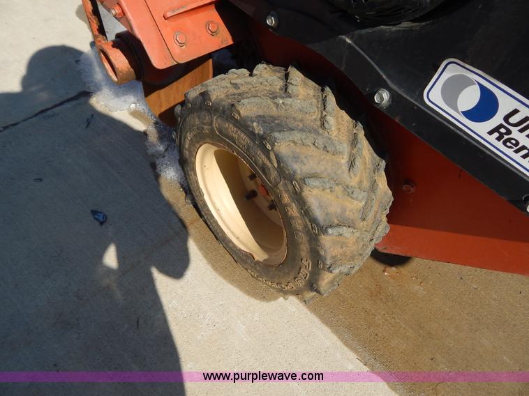 image for item I1142 2007 Ditch Witch 1330H walk-behind trencher