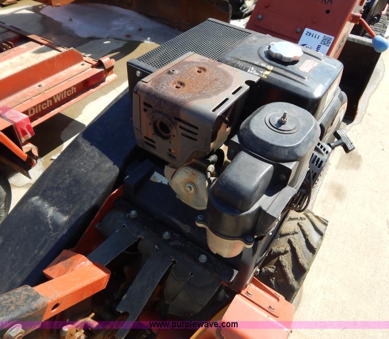 image for item I1142 2007 Ditch Witch 1330H walk-behind trencher
