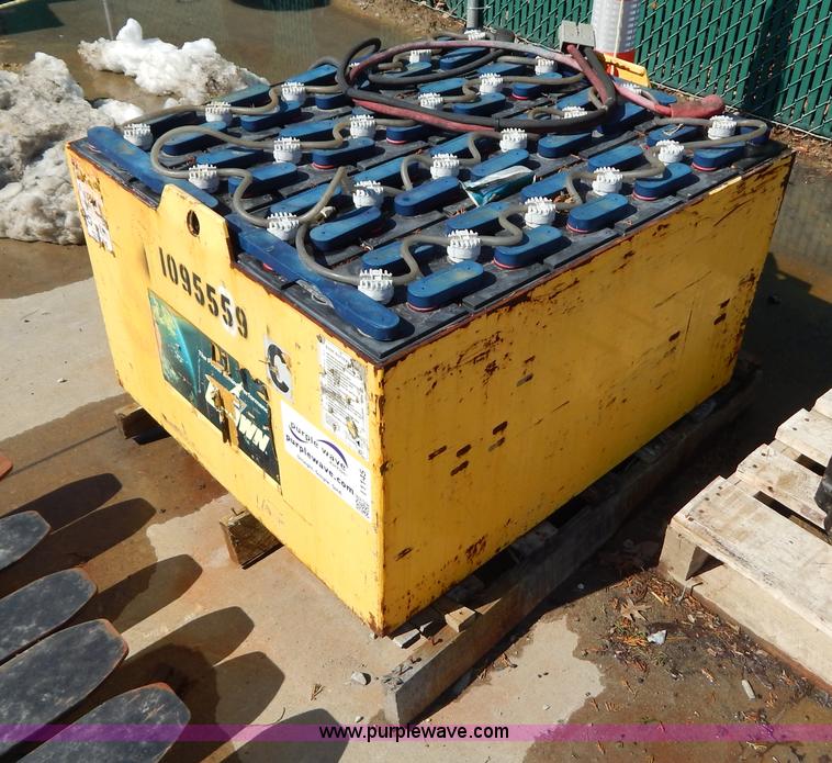 Industrial forklift battery in Evansville, IN Item I1145 sold