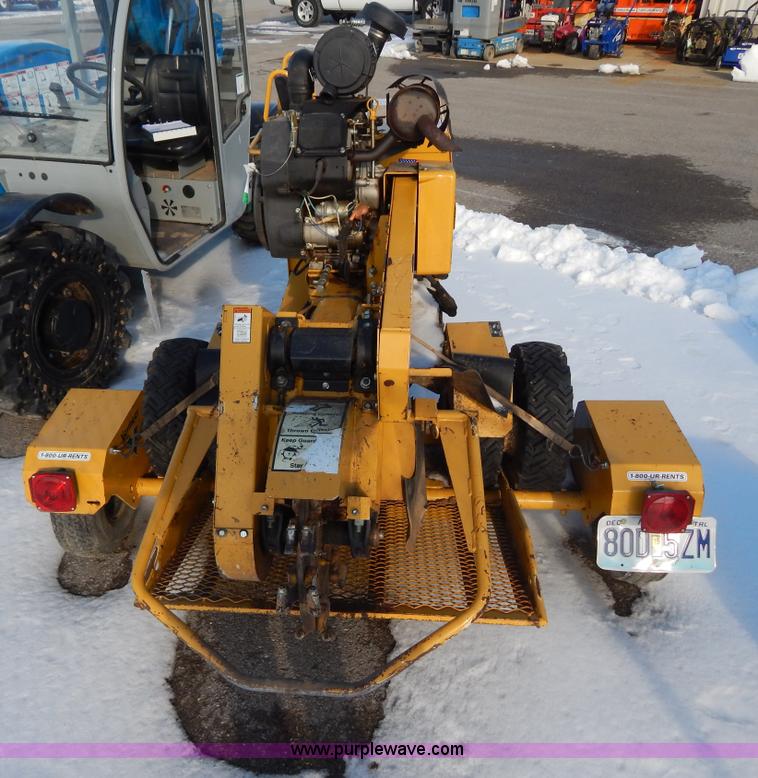 image for item I1146 2010 Vermeer SC252 stump grinder