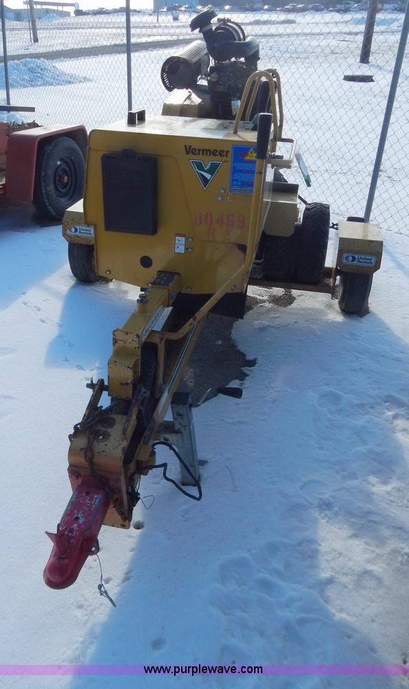 image for item I1146 2010 Vermeer SC252 stump grinder