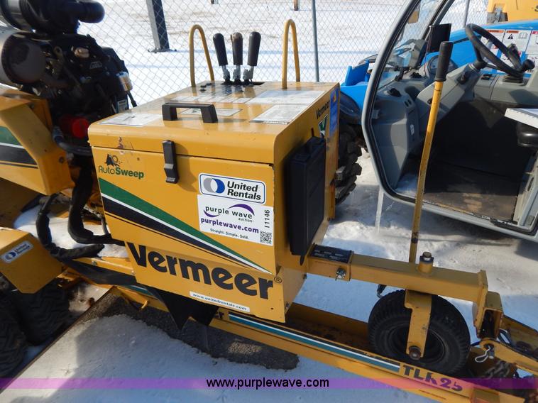 image for item I1146 2010 Vermeer SC252 stump grinder